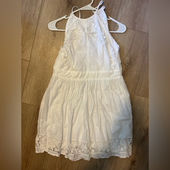 White dress bundle!! - Picture 1 of 3